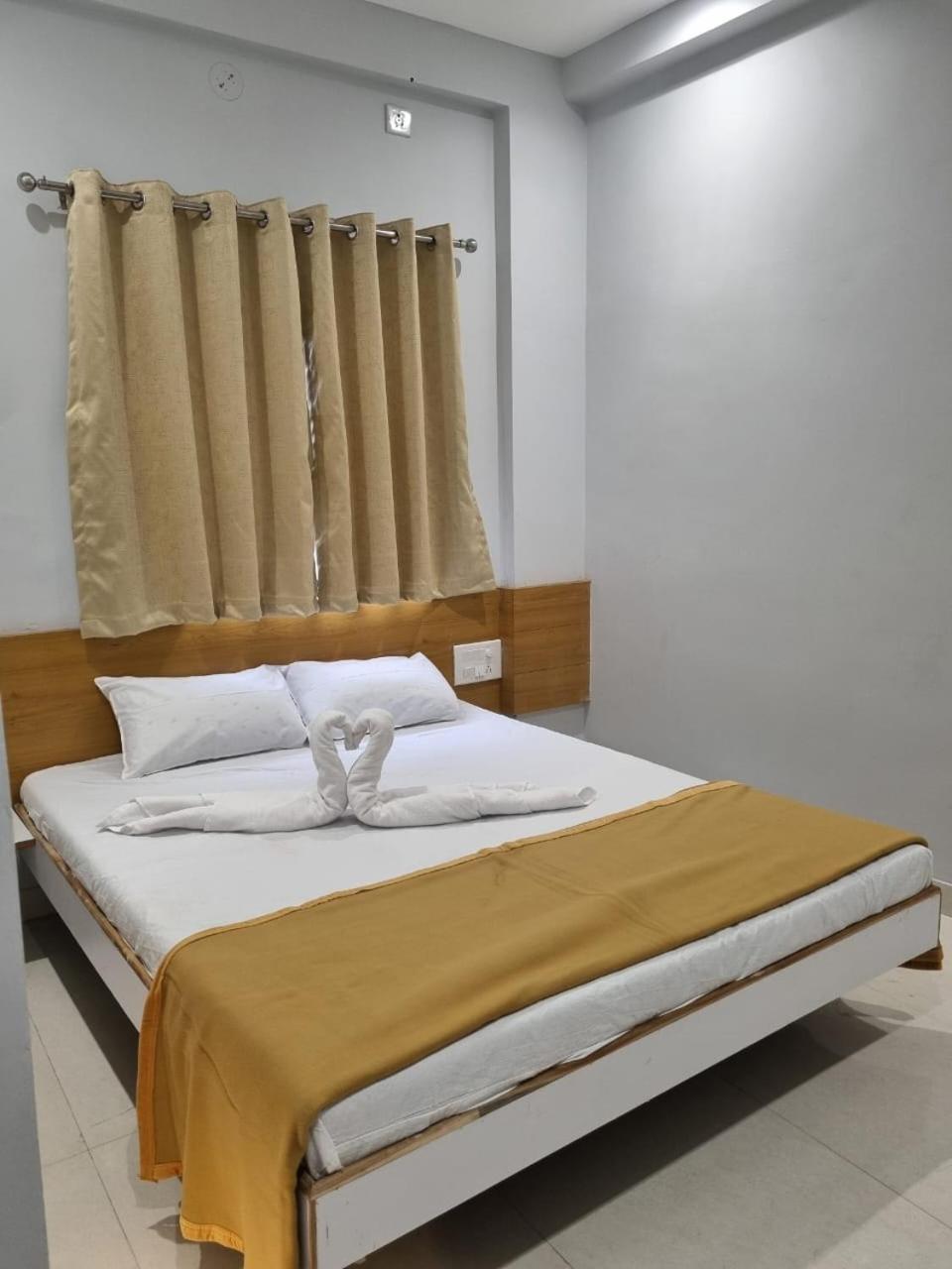 Vivanta Inn Lodge, Szolápur Kültér fotó